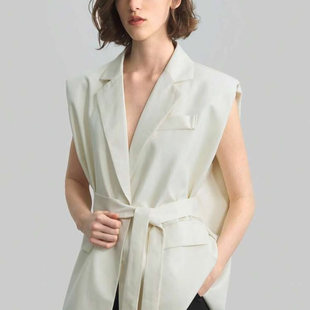 高冷气质直角肩垫肩显瘦西装 2025新个性 马甲摩登高级通勤带腰带女