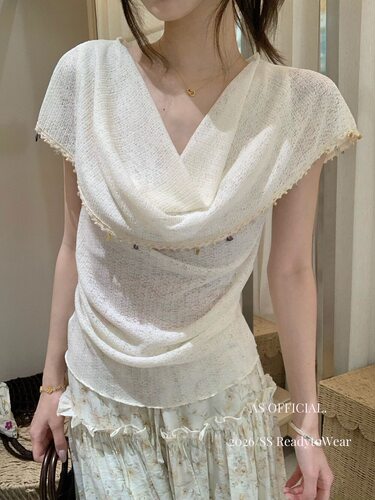 苏格小香AS OFFICIAL网感很强_多穿领口· 法式流苏边荡领小衫