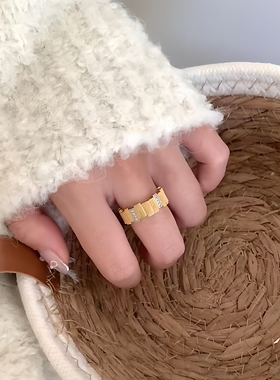 s925拉丝镶钻小金条戒指复古