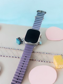 适用于Apple Watch8/7/6/5/4/3/2表带新款紫色渐变硅胶表带se手表