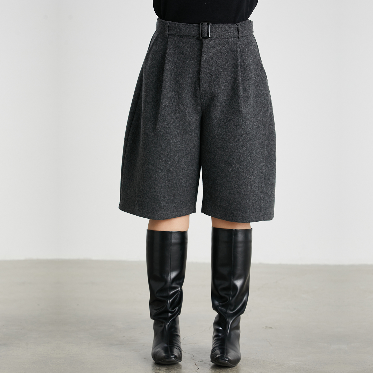 轻奢大码女装短裤宽松显瘦靴裤