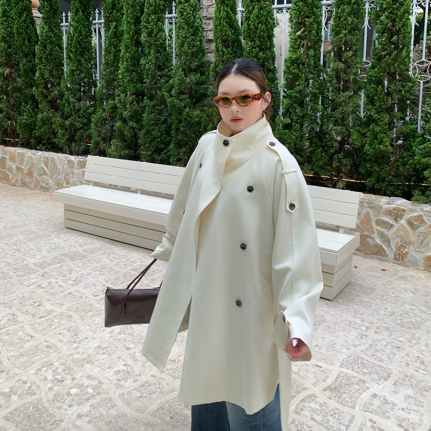 大码女装中长款宽松米杏风衣外套