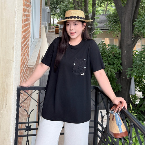 大码女装钩花口袋T恤百搭显瘦