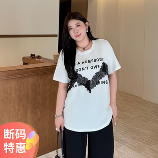 大码女装蕾丝字母印花正肩T恤纯棉2026夏款胖mm宽松显瘦中长上衣