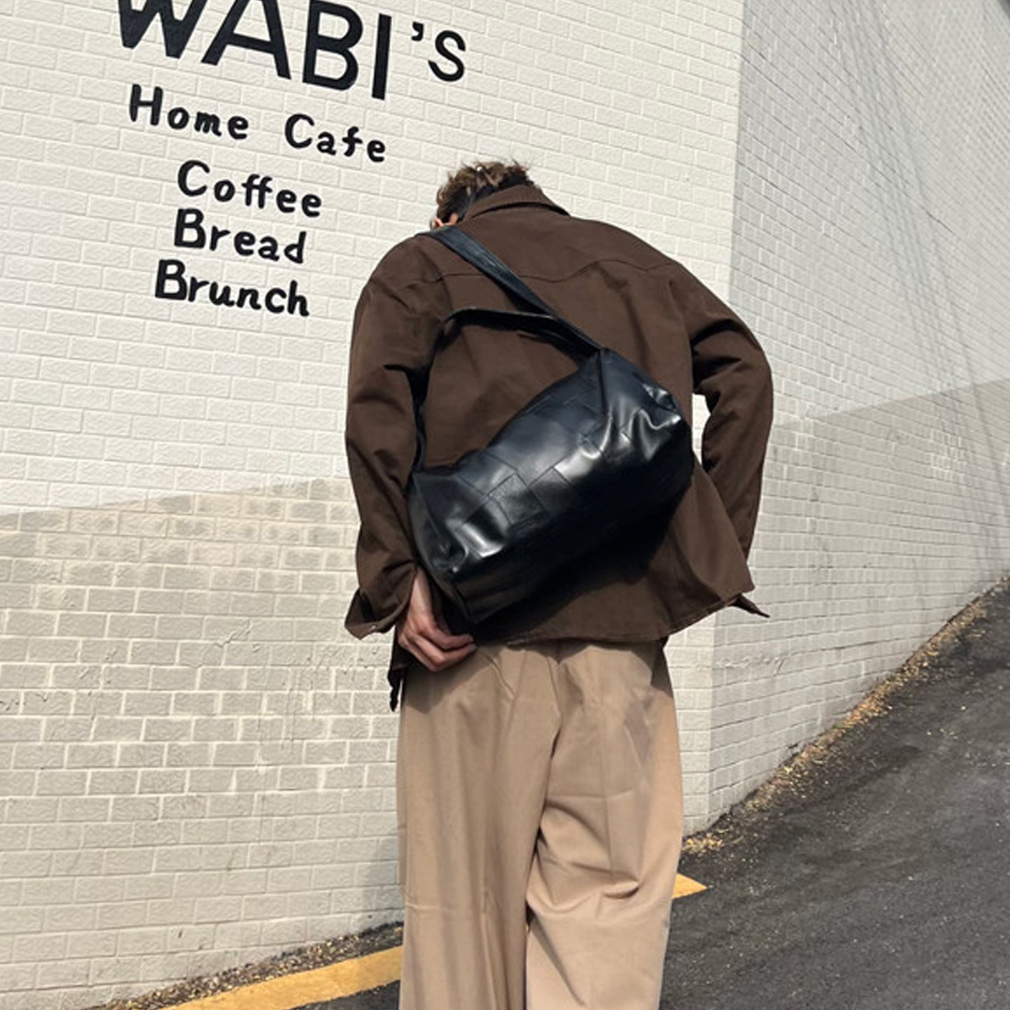 XC设计师款手提时髦腋下枕头波士顿皮质波士顿挎包街头,箱包皮具/热销女包/男包,男士包袋,淘宝优惠券,粉丝福利购,淘宝优惠卷