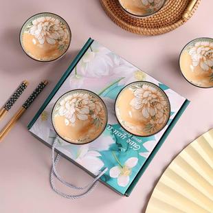 The Japanese-style ceramic bowls and chopstick sets and gift