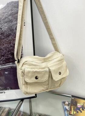 Its custom-made ins-friendly new student canvassing a hundr