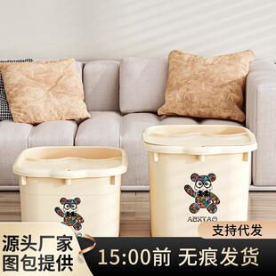 The butterflies wash their feet with foot tubs of foot massa