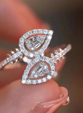 Its a little bit of a ring girl whos got a little bit of T