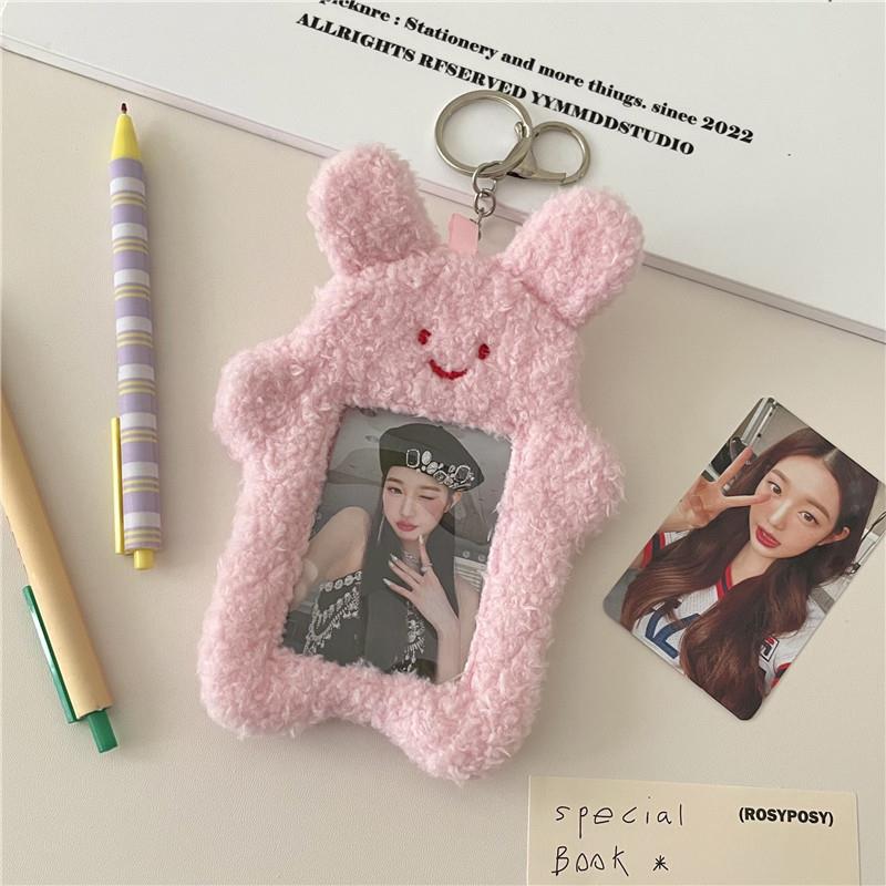 Hanged up on the 17-year-old 17-year-old rabbit fluffy card