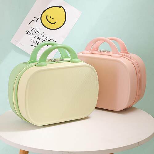 Its easy for a woman to pick up a suitcase with a 14-inch t