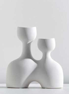 The Silent Winds, in the abstract, have a simple and creativ