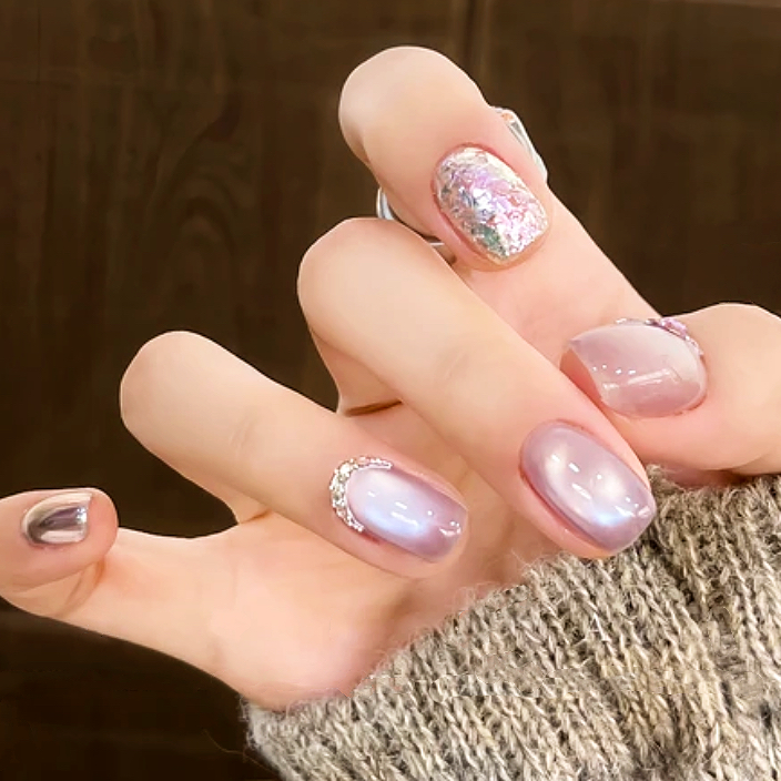 手工穿戴美甲成品短款显白高级温柔气质浅芋仙紫猫眼亮片闪钻少女,彩妆/香水/美妆工具,穿戴甲/甲片,淘宝优惠券,粉丝福利购,淘宝优惠卷