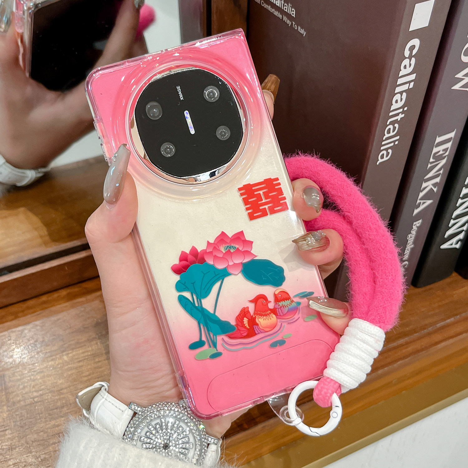 折叠屏渐变色软胶防摔手绳保护套