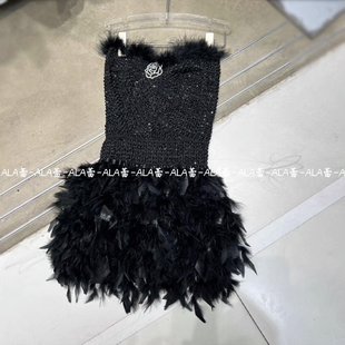 秋冬新款别致珠片弹力修身拼接羽毛装饰小个子抹胸连衣裙配胸针潮