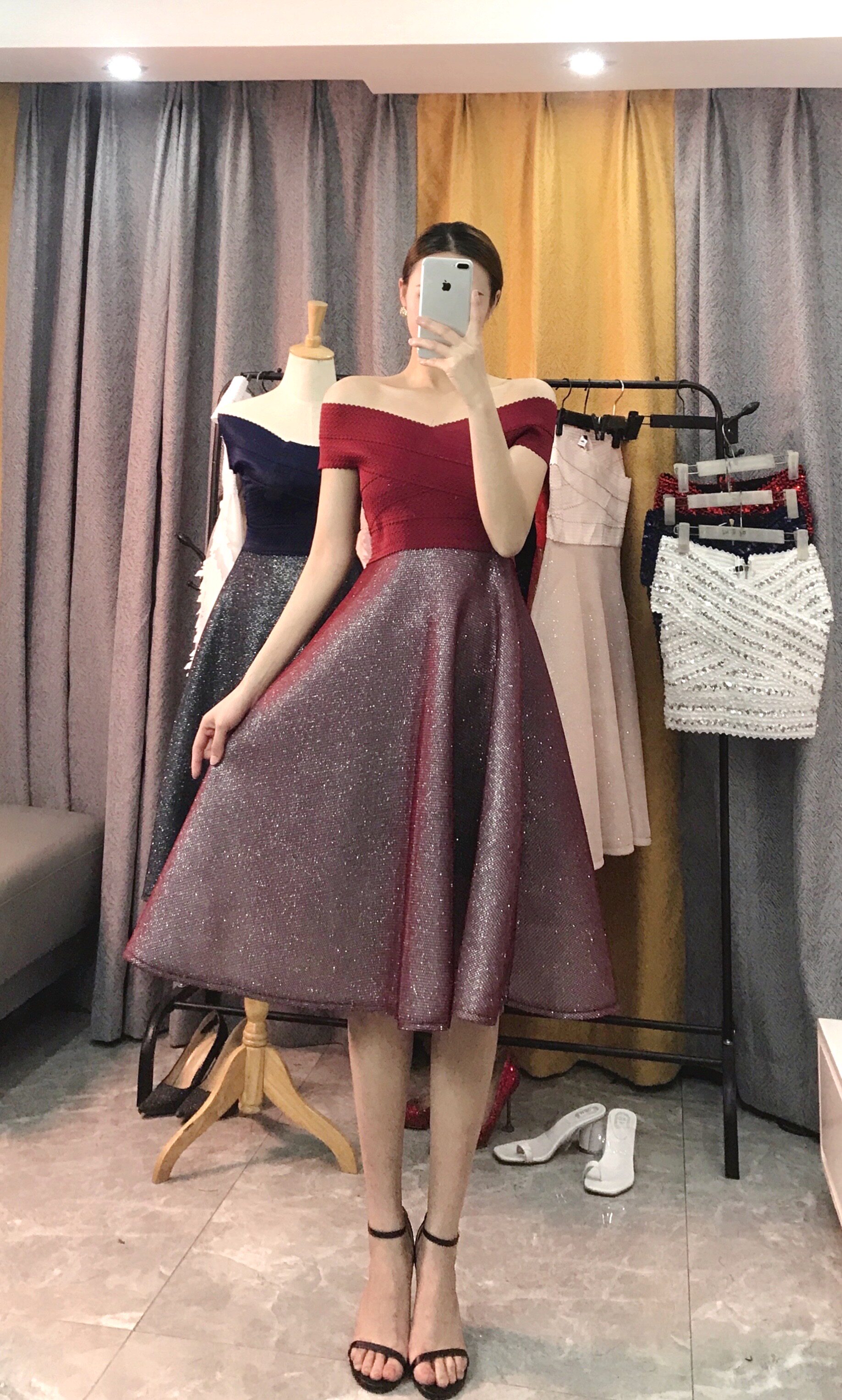 新款名媛风精致绷带一字肩性感气质Bling闪闪派对宴会焦点连衣裙