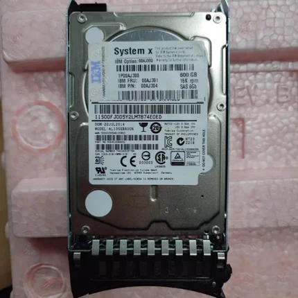 IBM 00AJ301 00AJ300 00AJ304 服务器硬盘 600G 15K SAS 6GB 2.5