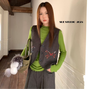 上衣女81027 马甲背心十三行百搭气质短款 SUE秋冬新款 刺绣叠穿无袖
