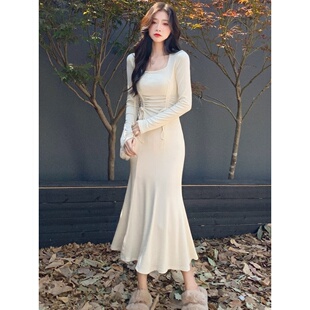 纯欲方领鱼尾连衣裙女春秋冬季打底包臀裙收腰修身长裙子大衣内搭