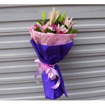 东莞东坑镇皇家公馆四季松湖润升百货角社鲜花店母亲节配送玫瑰