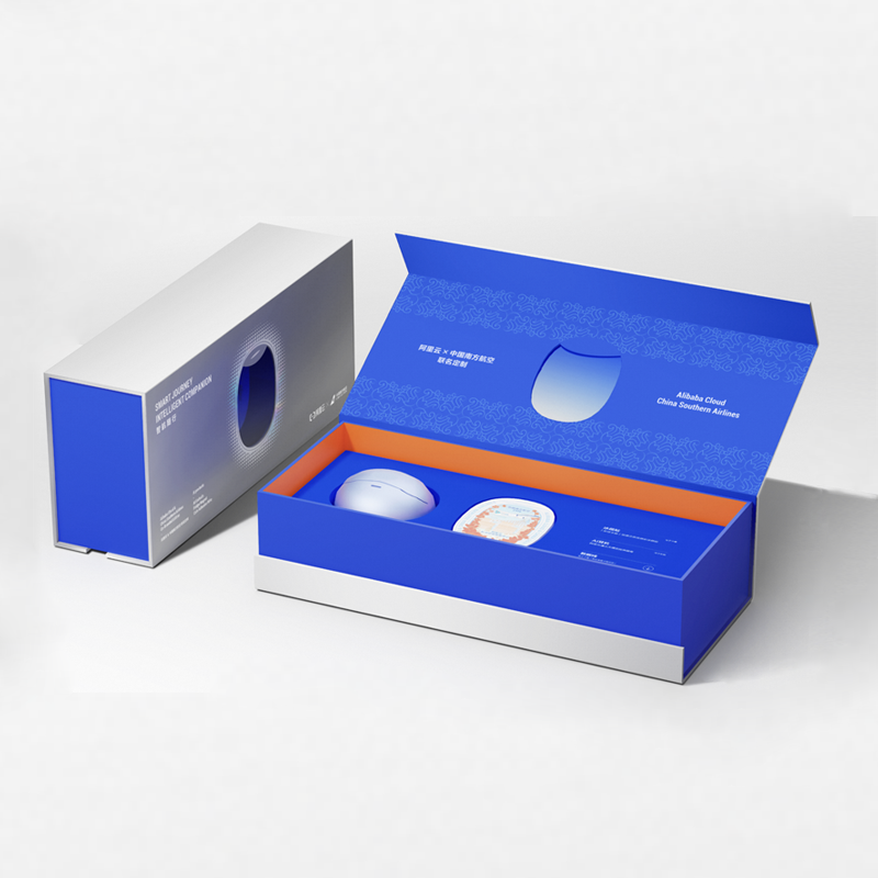 阿里云*南航 智航随行礼盒 AI智能耳机&南航纪念款冰箱贴