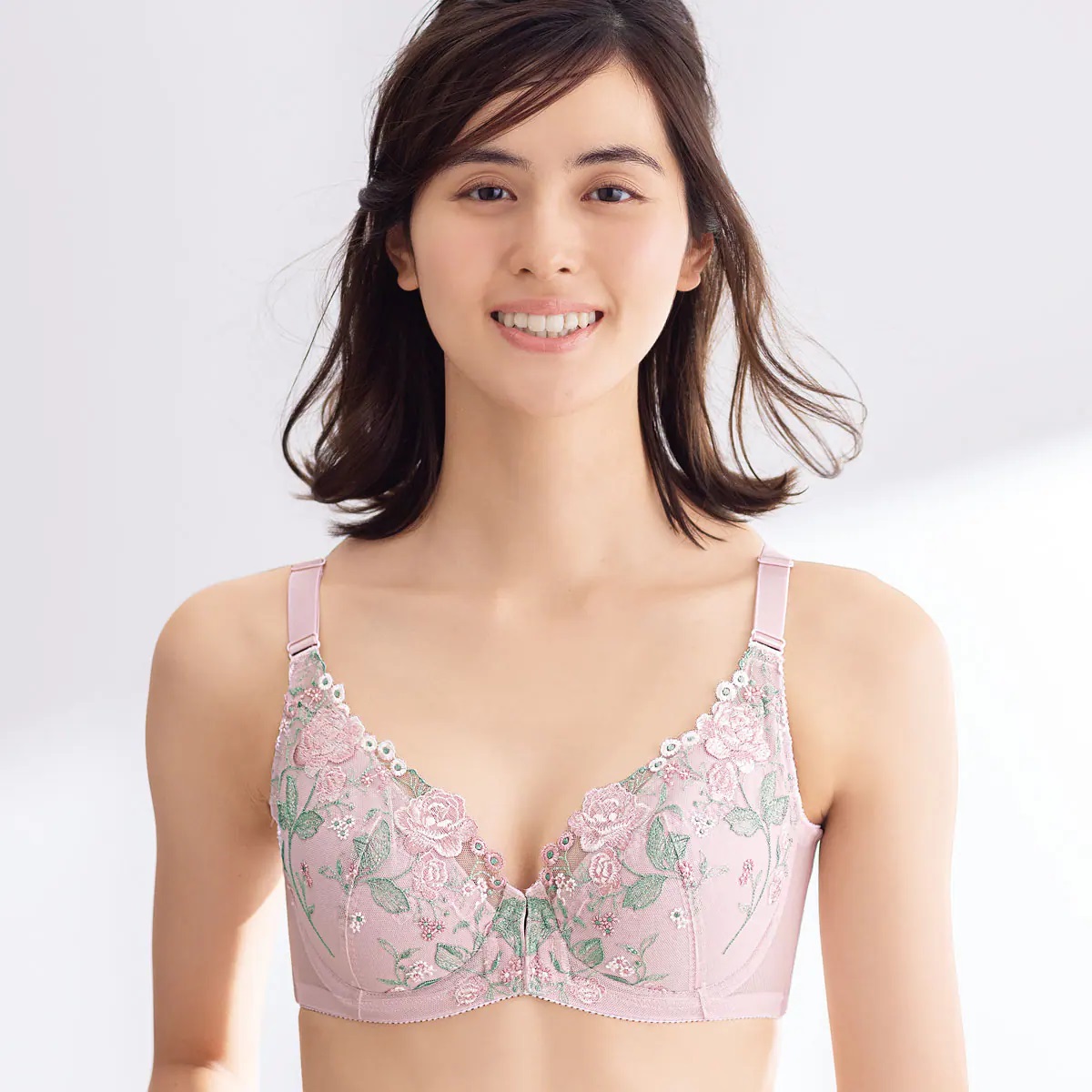 日本代购cecile花朵刺绣蕾丝高雅前开扣文胸美背侧收显瘦胖人大码