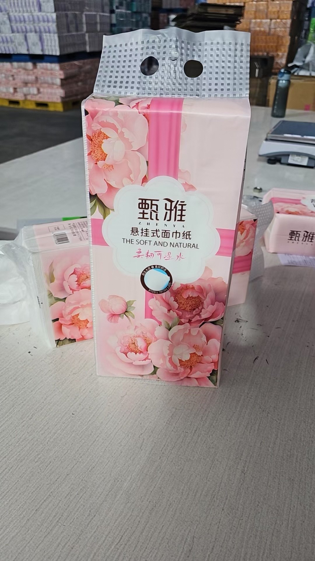 大包悬挂抽纸底部抽取式挂壁卫生餐巾纸