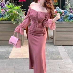 冷淡系特别致裙子大码女装蕾丝拼接连衣裙女微胖轻奢小众高级辣妹