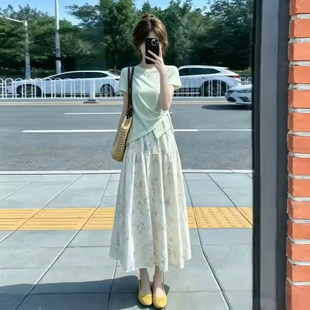 小个子韩系穿搭一整套碎花连衣裙子女2026新款绝美漂亮套装长裙夏