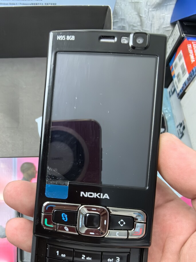诺基亚 n95 8g 库存全新全套 三码合一 经典塞班旗舰 双向滑盖
