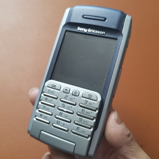 索尼爱立信 P908 原装库存。经典商务旗舰  实拍图