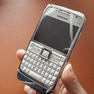 库存机 诺基亚E71 国外版 商务机 实拍 金属全键盘
