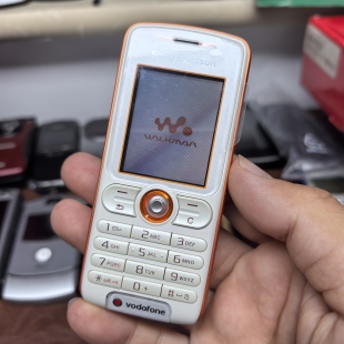 索尼爱立信 W200 库存未用带原膜 经典Walkman音乐机