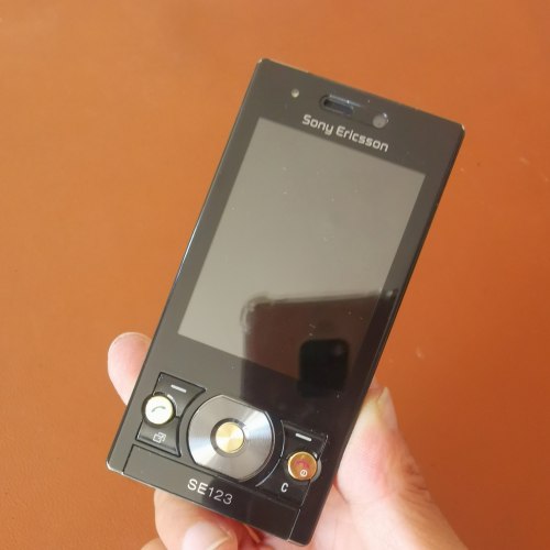 索尼爱立信G705原装工程机成色新功能好经典滑盖实拍图