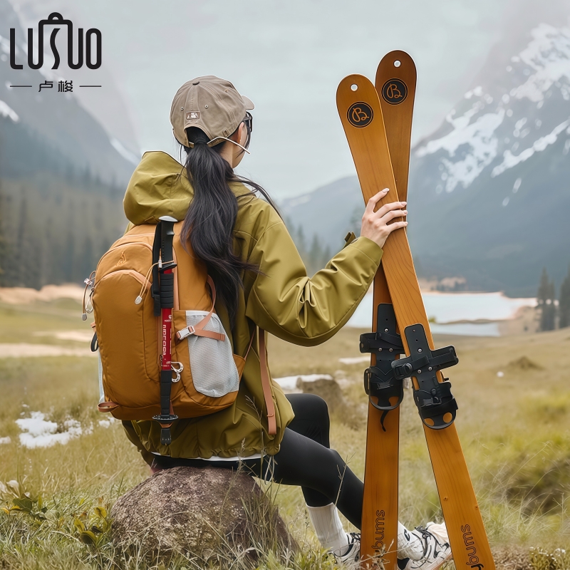 轻量化徒步登山包女士户外旅行包