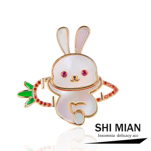 衣食无忧躺平可爱小兔胸针女高档精致百搭连衣裙衬衫 胸花别针配饰