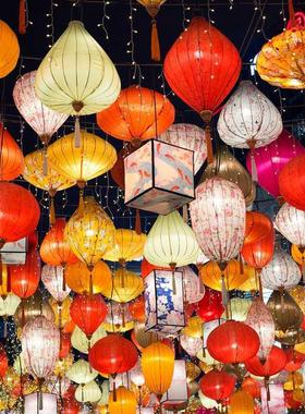 Plush cloth long pole lantern water droplet lantern水滴灯笼