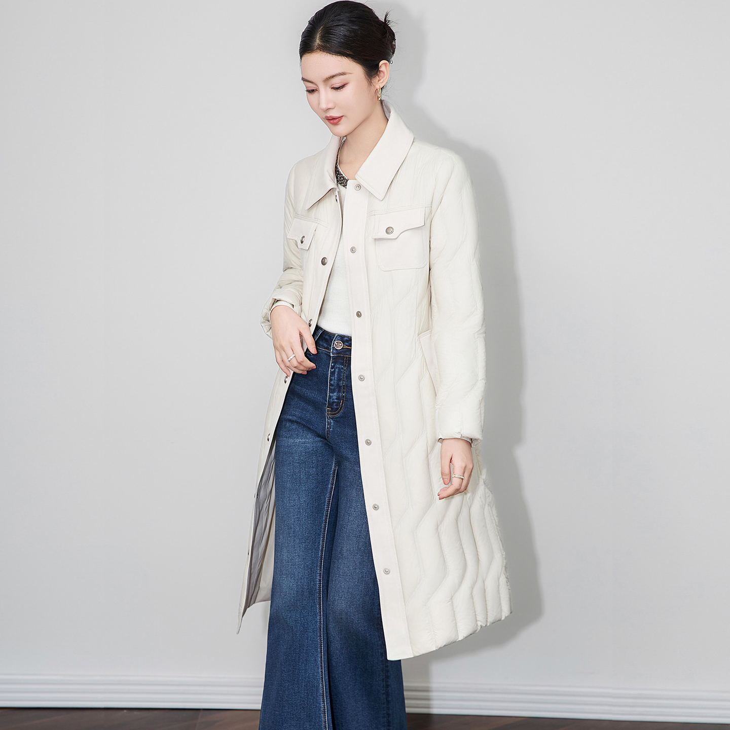 翻领单排扣显瘦长款羽绒服外套女