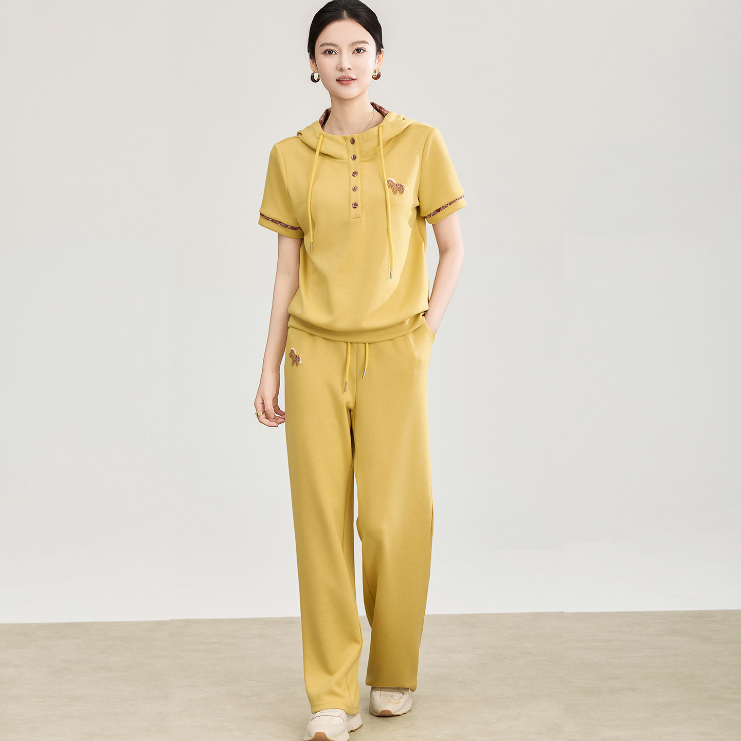 时尚格子撞色连帽短袖套头卫衣+抽绳直筒裤休闲运动套装两件套女