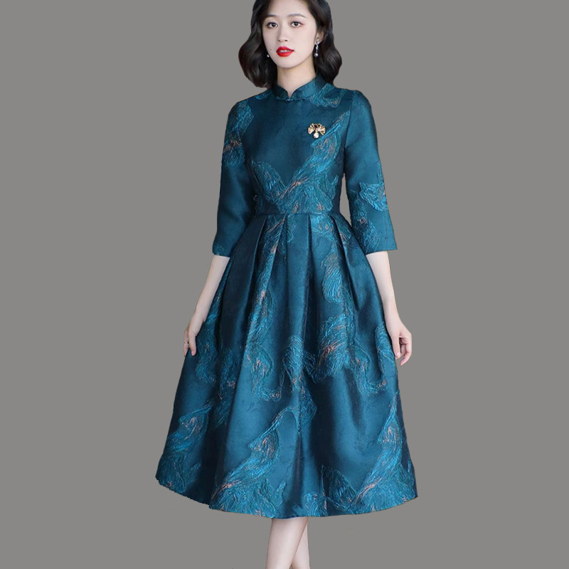 早秋新款优雅复古立领七分袖提花改良旗袍连衣裙中长款蓬蓬裙女