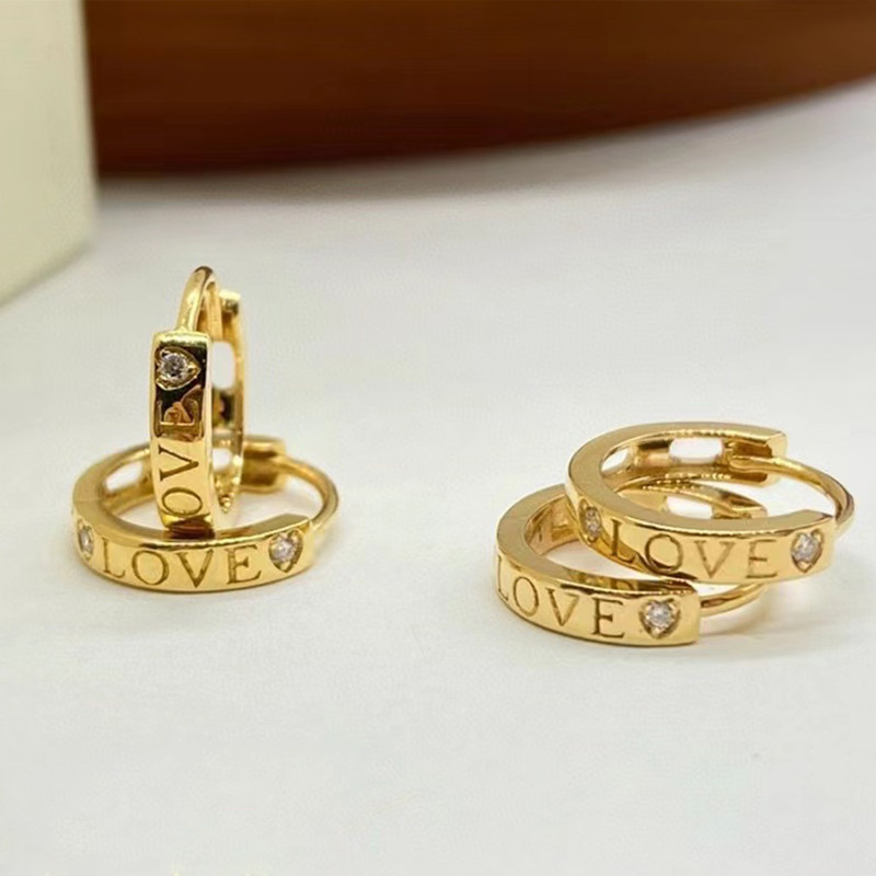 18k金耳扣简约个性气质钻石耳环女 心形镶钻au750黄金耳饰 真金