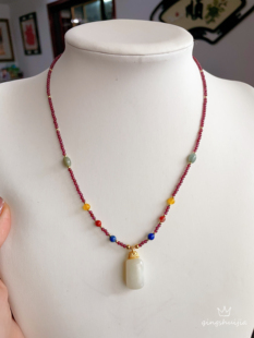 原创款天然石榴石和田玉无事牌项链锁骨链简单百搭