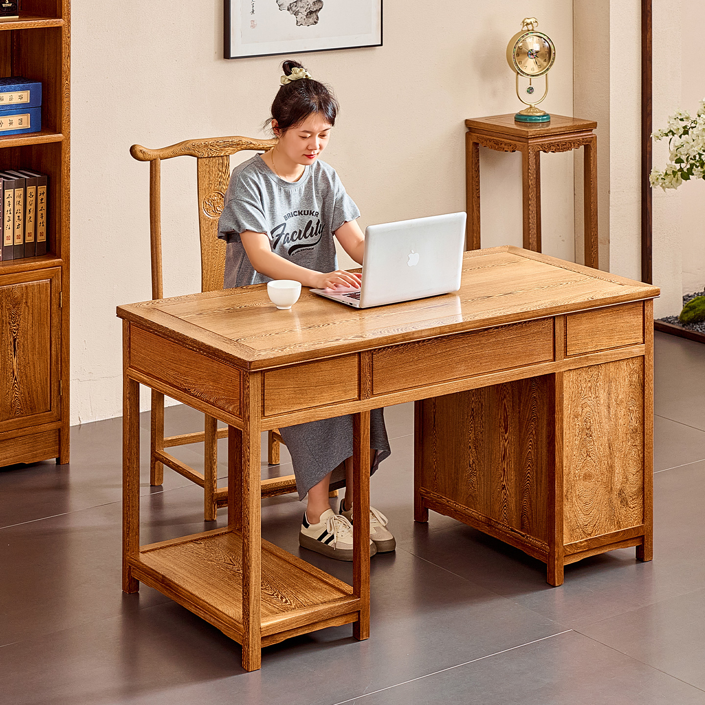 鸡翅木电脑桌台式家用书桌红木办公桌写字桌中式仿古办公台写字台