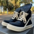 01 Inverted Triangle Classic Color