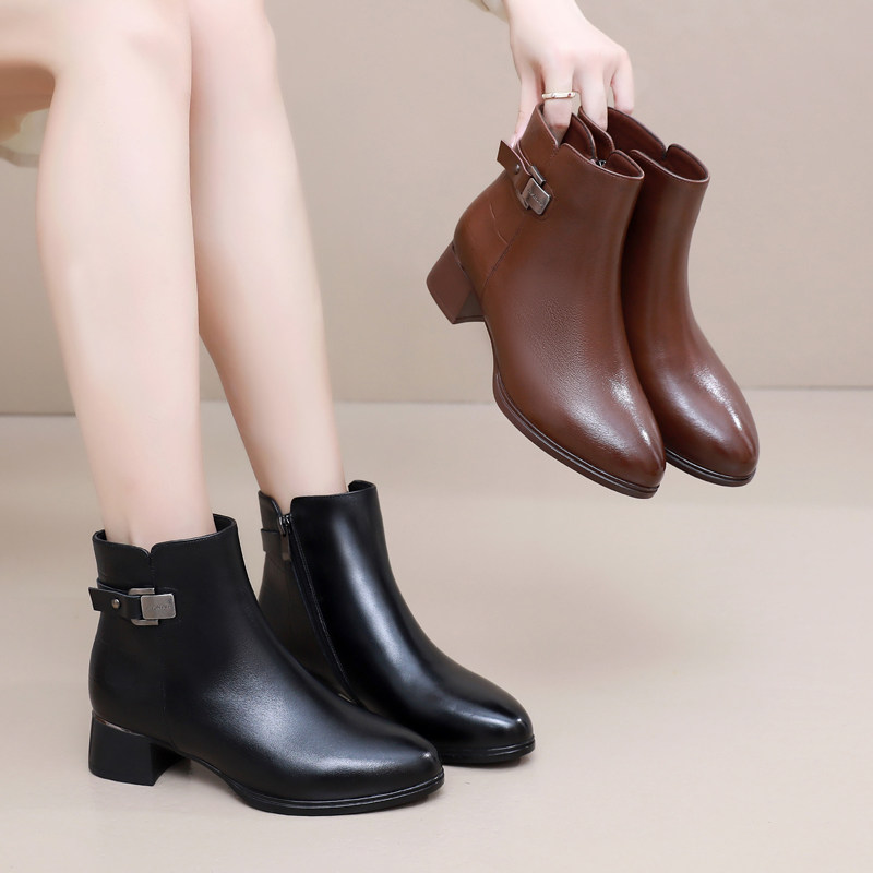 舒适不累脚中粗跟大码加绒棉靴英伦风马丁靴女春秋单靴41时尚真皮