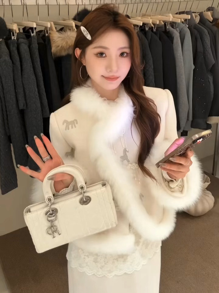 【现货】25冬国风新中式狐狸毛领毛呢刺绣羽绒外套长裙两件套装女,女装/女士精品,时尚套装,淘宝优惠券,粉丝福利购,淘宝优惠卷