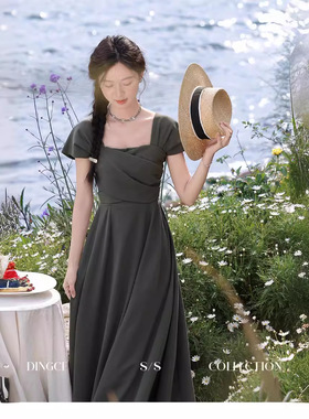 women clothes夏季下新款灰绿色显瘦气质法式连衣裙女款方领收腰