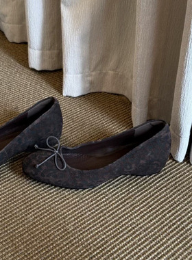 Misty雾屿女鞋【咖啡猫】|3cm|2025爆款复古印花软底百搭浅口单鞋