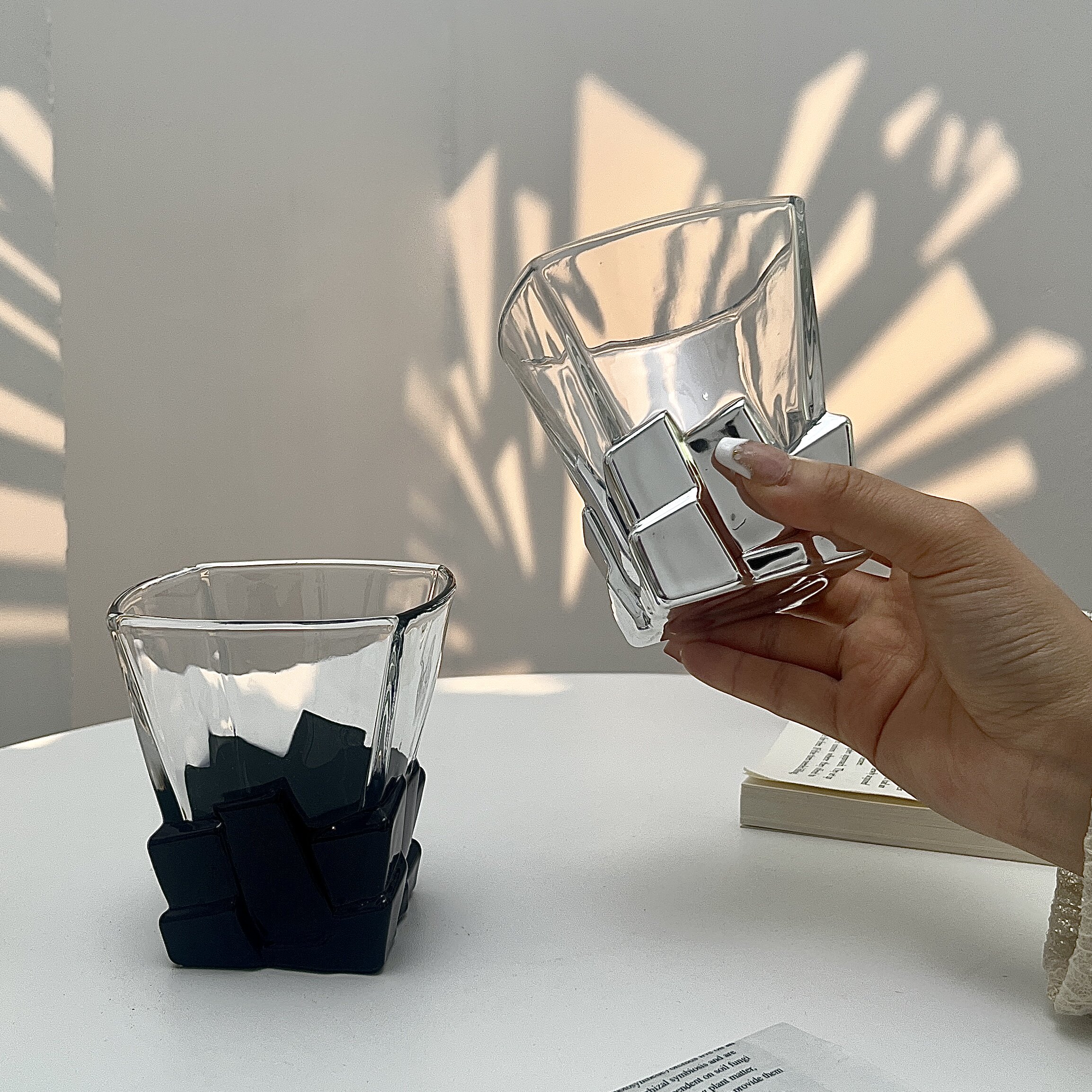 太空银高级感水杯子冰块杯艺术感限定酒杯创意轻奢玻璃杯威士忌杯