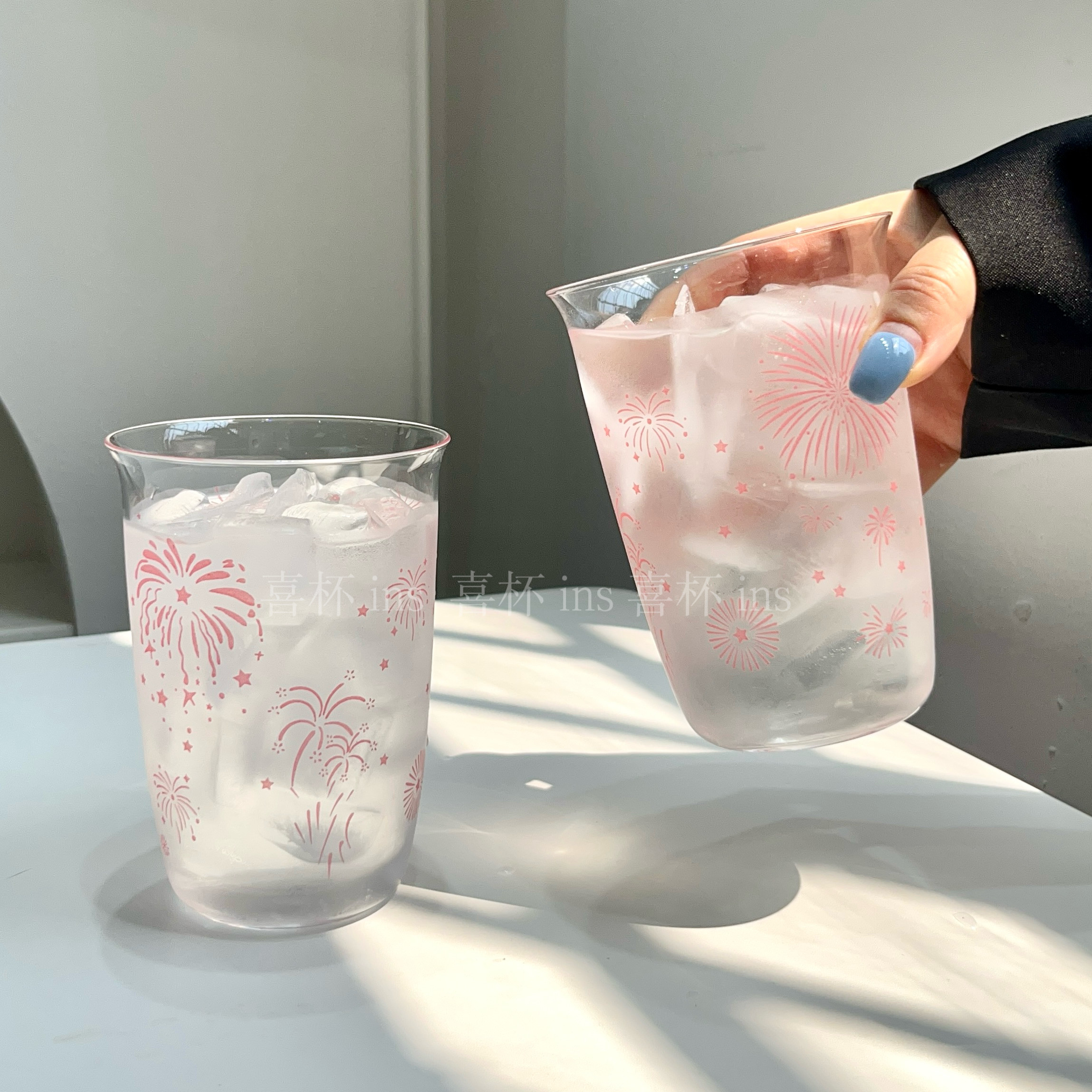 高颜值烟花遇冷变色玻璃冷饮杯